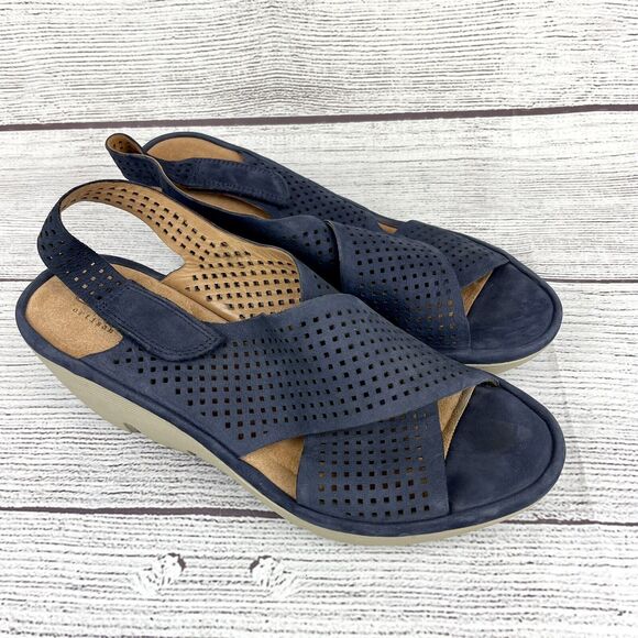 Clarks Artisan Women Blue Wedge Sandals Perforated Leather Size 9.5 M - Picture 3 of 9